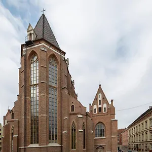 https://2-3-apartments-old-town.hotelswroclaw.com