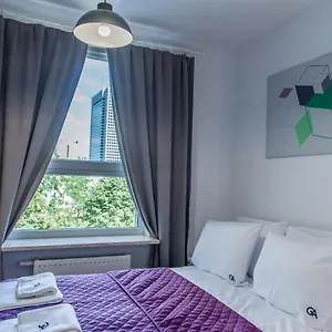 https://golden-apartments.warsawhotelspoland.com