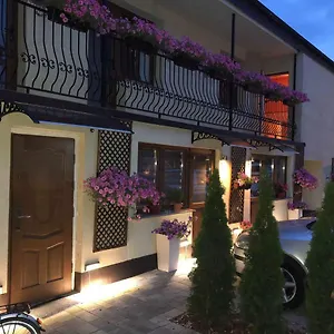 https://noclegi-airportpark.krakowhotelspoland.com